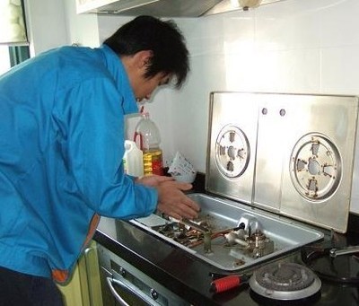 西藏超人燃气灶维修服务案例
